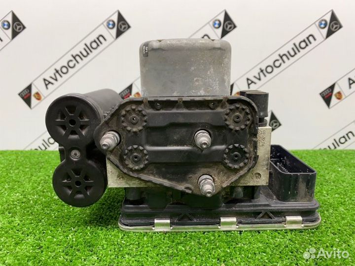 Компрессор пневмоподвески Mercedes-Benz Gle-Class