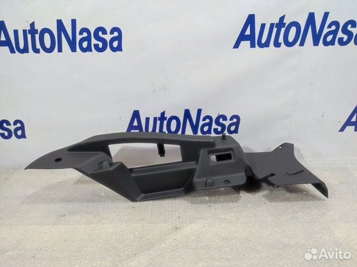 Обшивка багажника левая Ford Focus 3 2011-2019