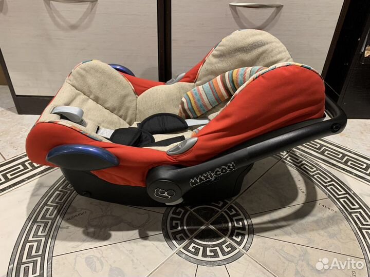 Автолюлька maxi cosi cabriofix