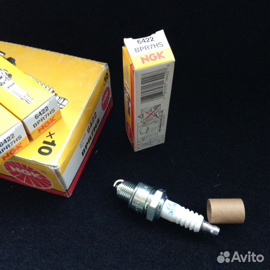 Оригинальная японская свеча зажигания NGK bpr7hs