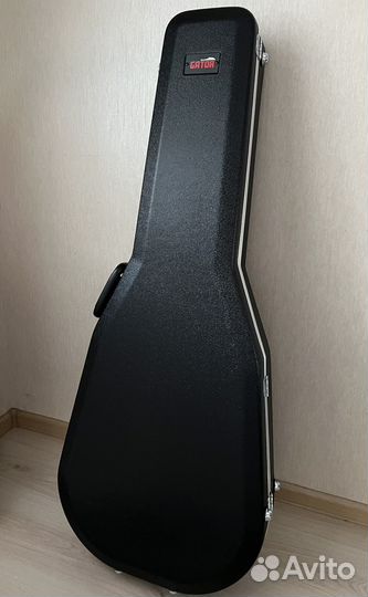 Кейс для 12-струнной акустической гитары