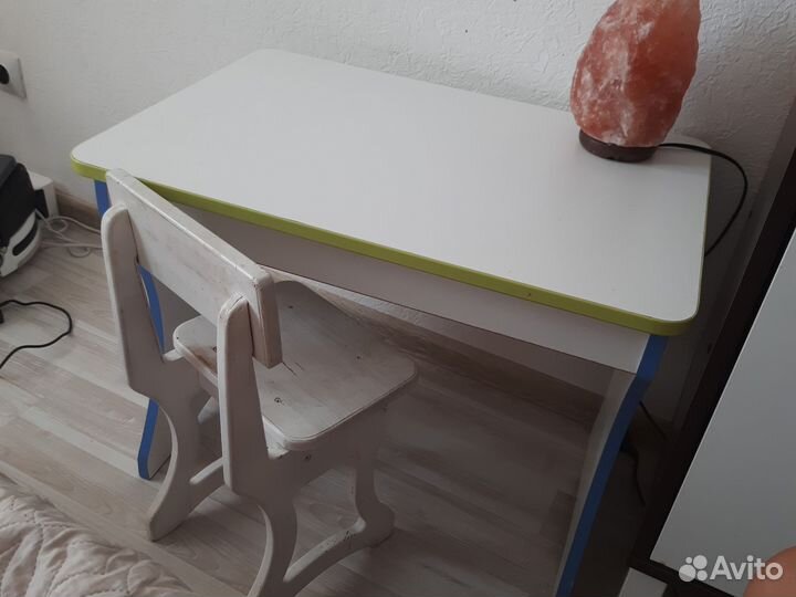 Детский стол и стульчик
