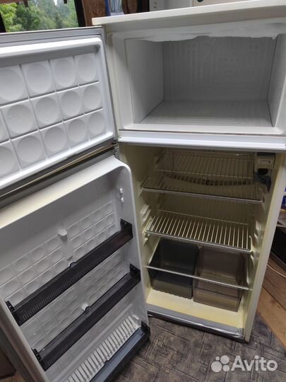 Холодильник