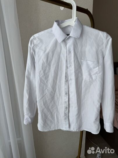 Продам рубашку детскую 140-146-152