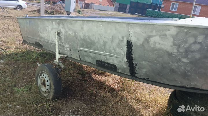 Лодка Прогресс 4