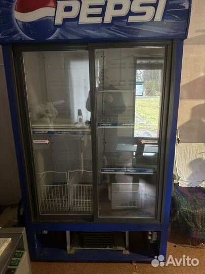 Продаю холодильник