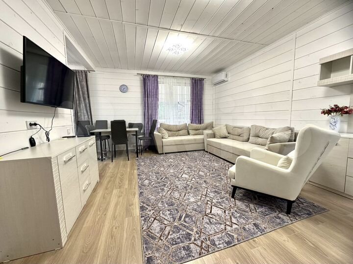 Дом 140 м² на участке 7 сот.