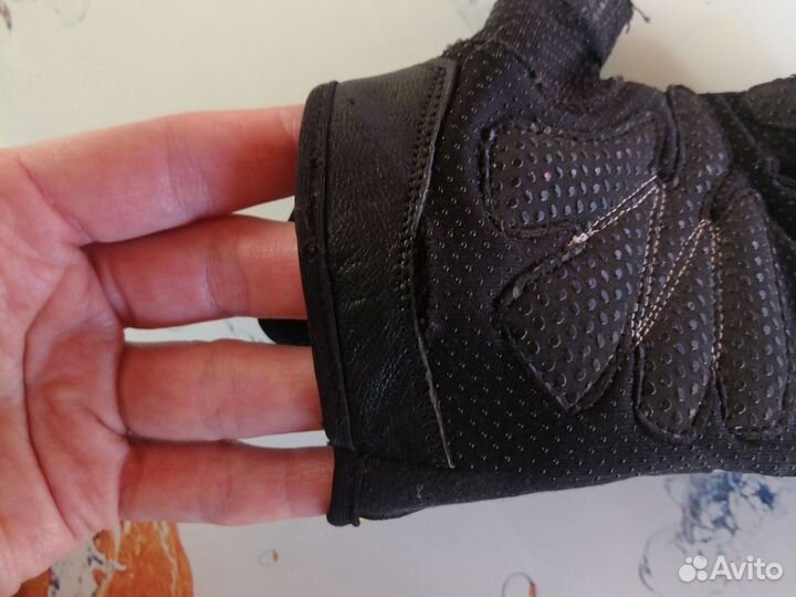 Велоперчатки