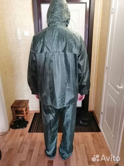 Влагозащитный костюм