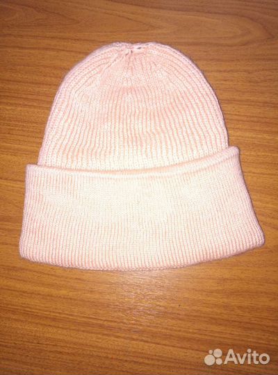 Шапка женская вязаная