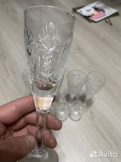 Хрустальный стакан