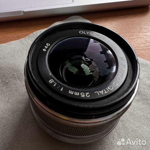 Olympus M.Zuiko Digital 25mm f/1.8