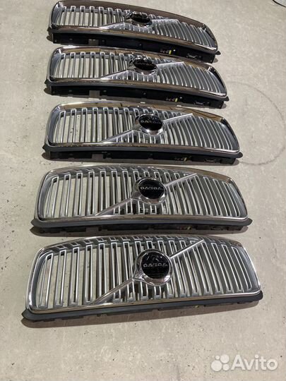 Решетка радиатора volvo xc90 II 31425934