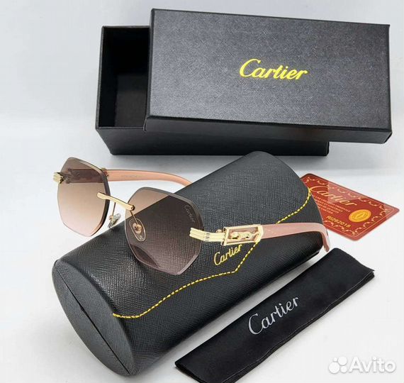 Солнцезащитные очки женские