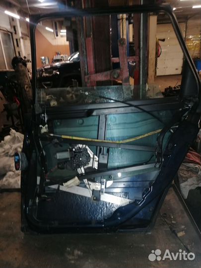 Двери задние правые Ауди А6С5 универсал до рейстал