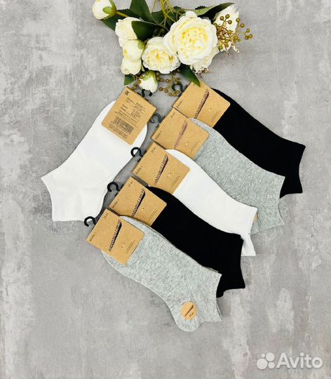 Женские носки укороченные