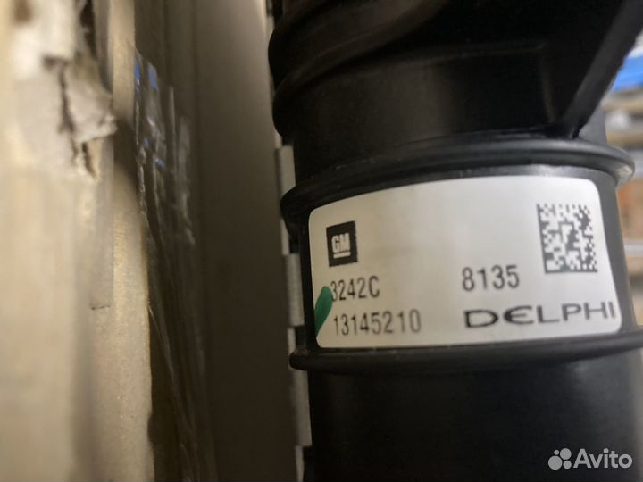 Радиатор охлаждения Opel Astra H новый GM