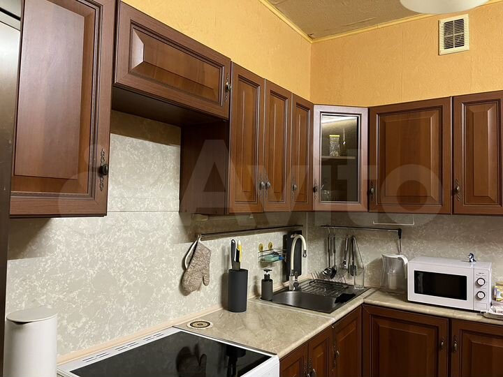 2-к. квартира, 53 м², 2/5 эт.