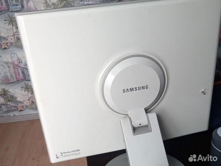 Монитор Samsung syncmaster 193p