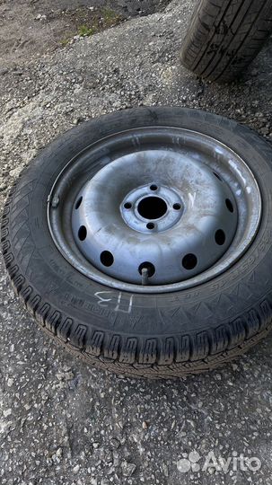 Диски r15 Magnetto + шины зимние на Рено Сандеро