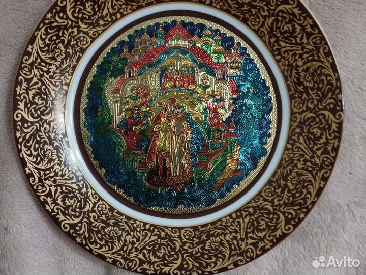 Тарелка декоративная керамика