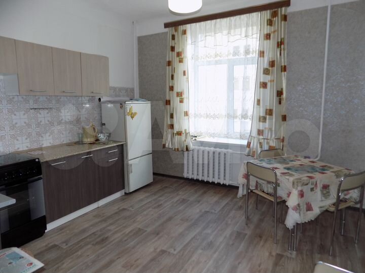 2-к. квартира, 63 м², 4/6 эт.