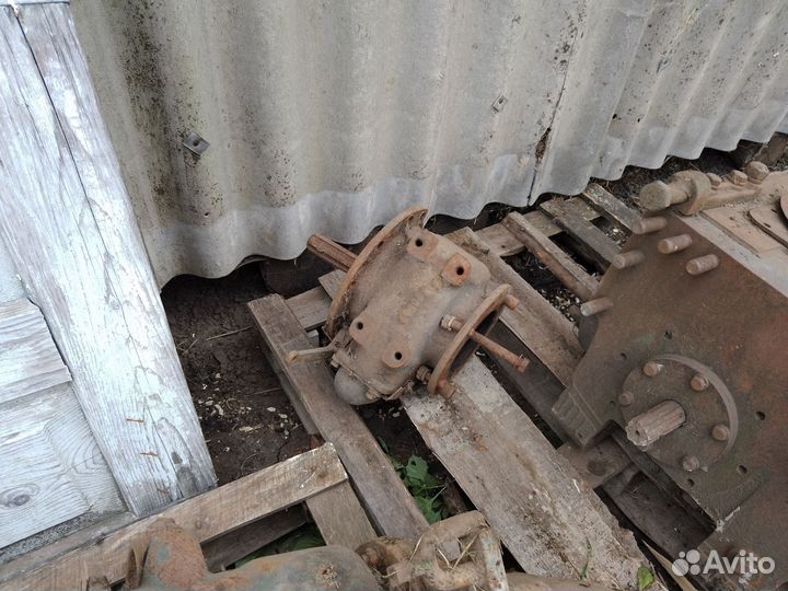 Запчасти на трактор т 40 бу