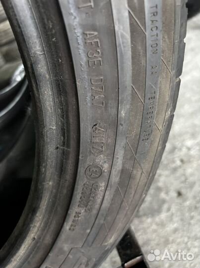 Pirelli P Zero 255/45 R19
