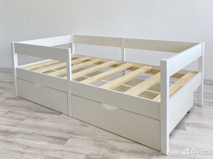 Детская кроватка 160 на 80