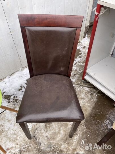 Стул дерево темный кожа мягкий 45/45/93