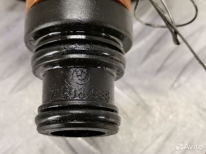 Корпус масляного фильтра BMW 3 E46 2003