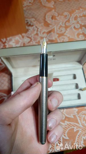 Перьевая ручка parker