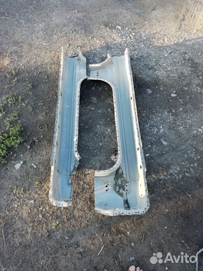 Продаю пороги Марк 2