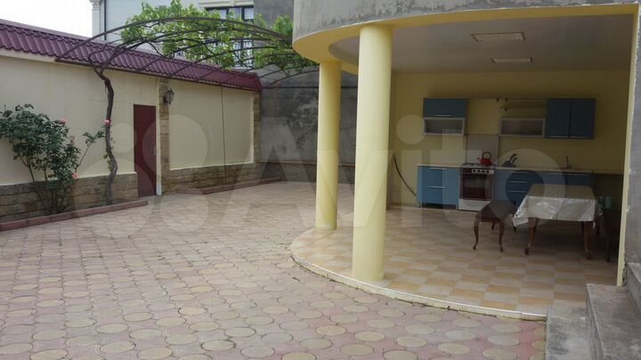 Дом 472,5 м² на участке 3,6 сот.