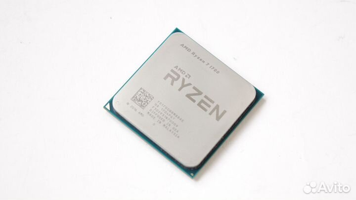 Процессор AMD Ryzen 7 1700