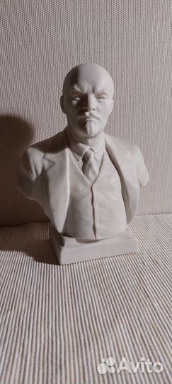 Бюст Ленина В. И. Бисквит