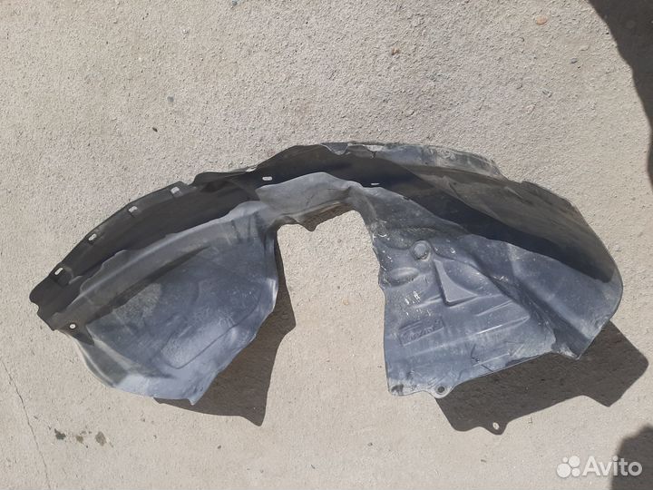 Защита колесной арки передняя правая RAV4 40 12-19