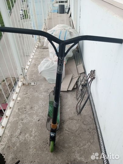 Трюковой самокат