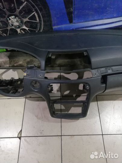 Торпеда в сборе кожа Mercedes W220