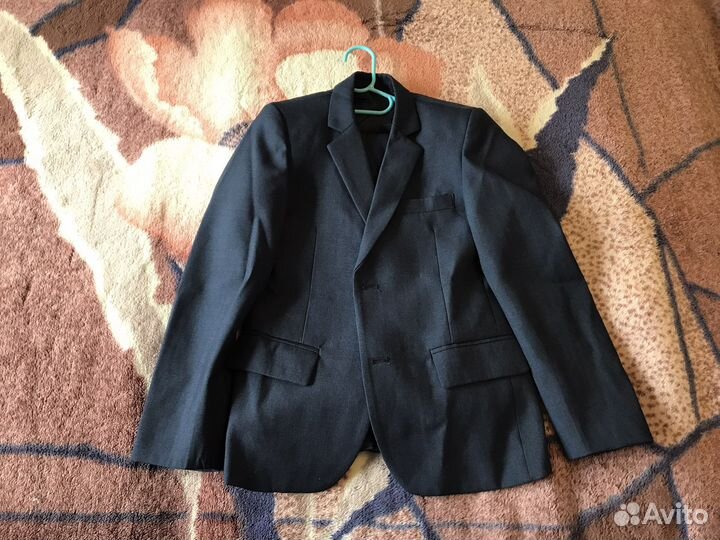 Костюм классический тройка, 134 размер