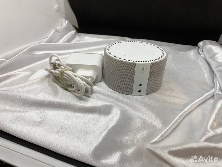 Умная колонка Яндекс Станция Мини Плюс без часов с