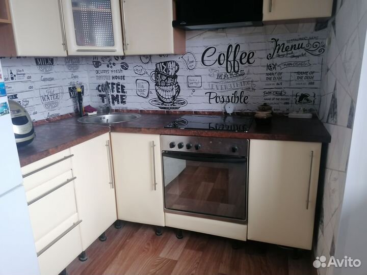 Кухонный гарнитур бу с техникой