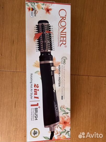 Фен щетка вращающаяся новая