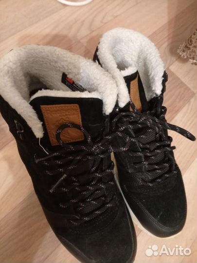 Кроссовки зимние Reebok 37,5