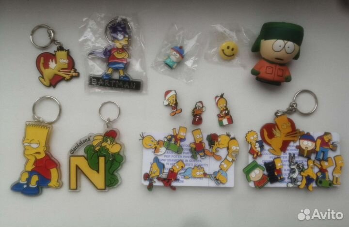 Брелок, значки