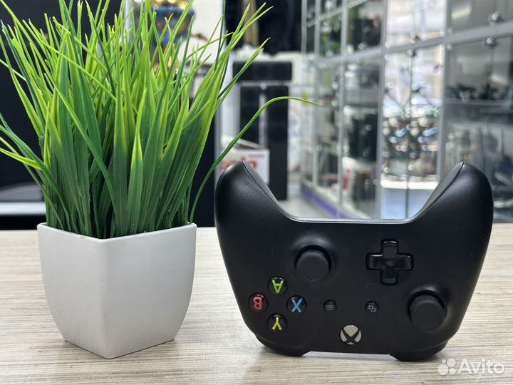 Джойстик Xbox One