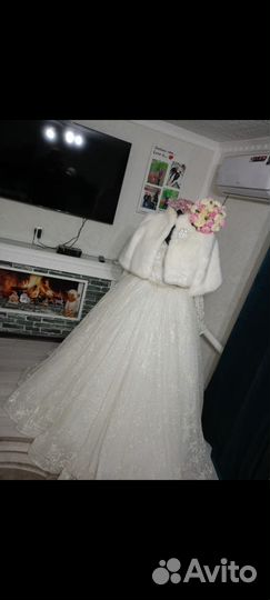 Свадебное платье 48 50