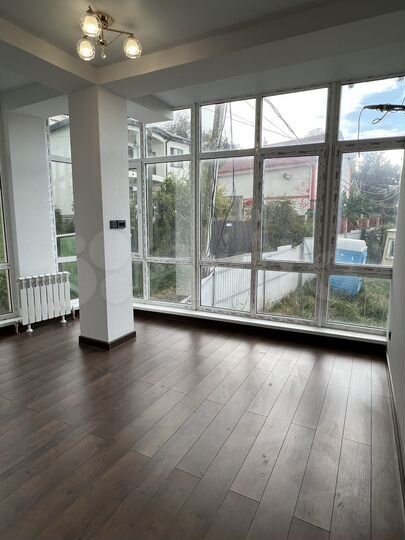 3-к. квартира, 77,5 м², 2/5 эт.