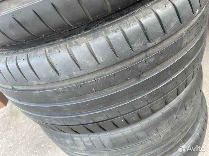 Michelin Pilot Sport 4 225/45 R18 и 245/40 R18