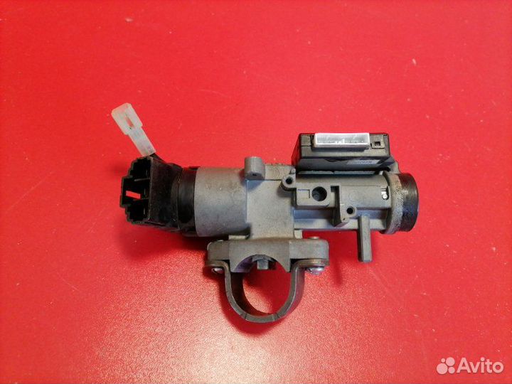 Замок зажигания Chevrolet Aveo T250 B12D1 2010